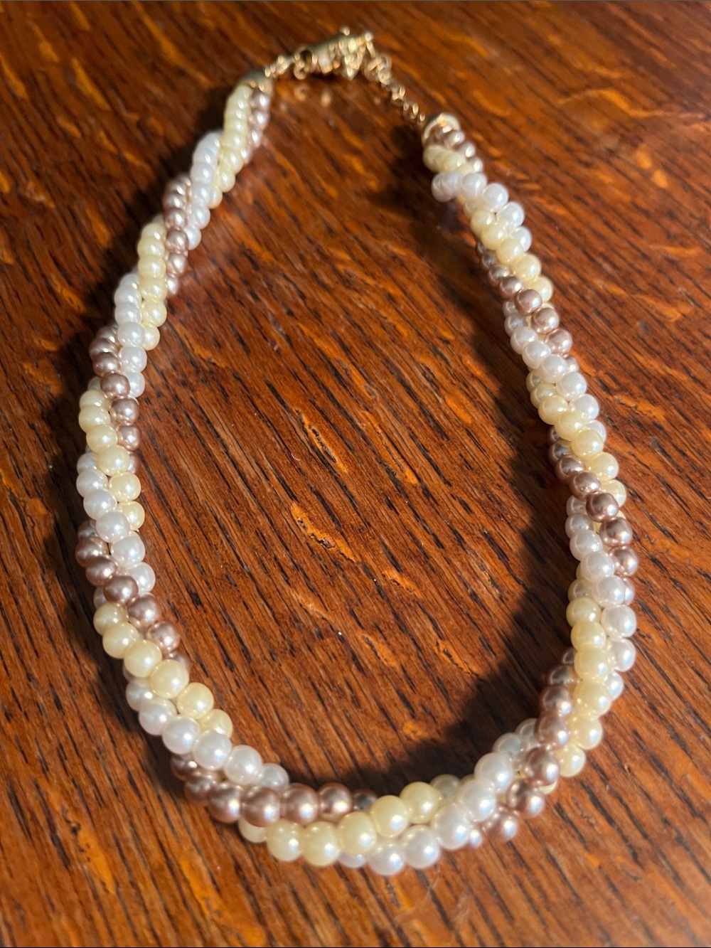 Twisted Pearl-Effect Necklace in Cream and Pink